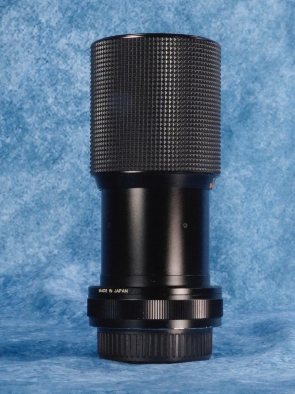 Vivitar MC Macro Focusing Zoom 70-210mm f/4.5 - Pentax Mount